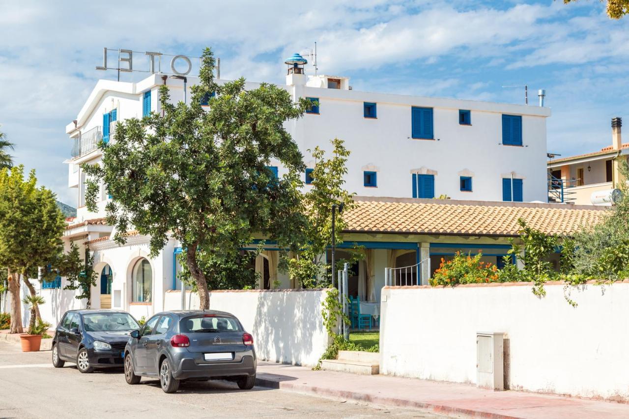 Hotel S'Ortale Con Parcheggio Interno E Ristorante All'Aperto Orosei Luaran gambar