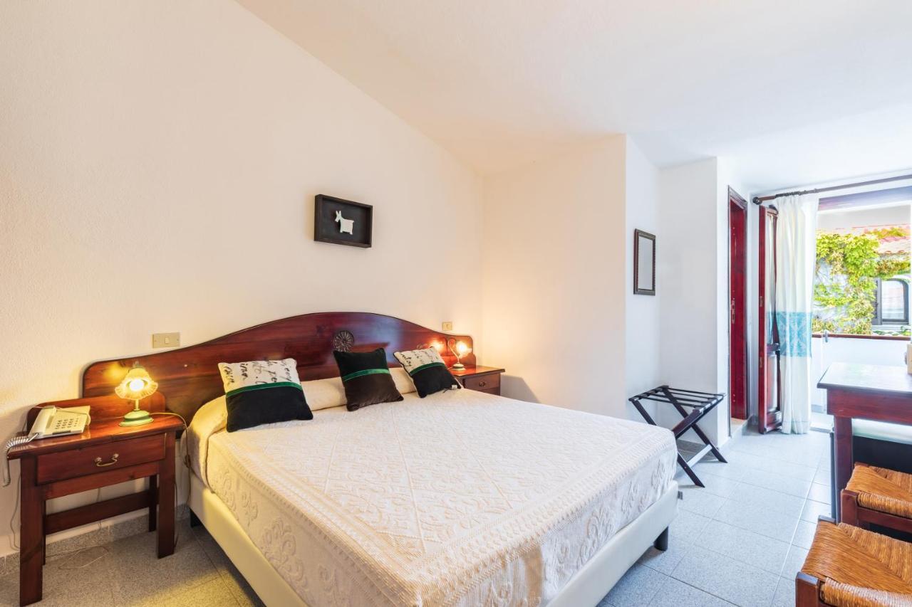 Hotel S'Ortale Con Parcheggio Interno E Ristorante All'Aperto Orosei Luaran gambar