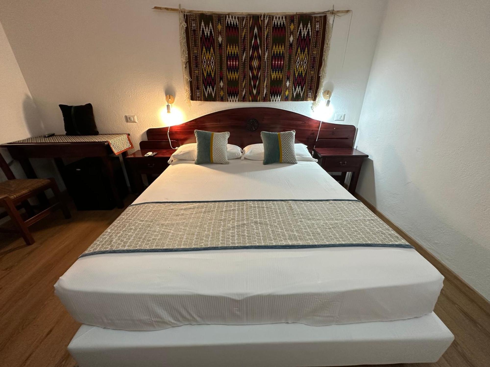 Hotel S'Ortale Con Parcheggio Interno E Ristorante All'Aperto Orosei Luaran gambar